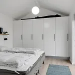 Five-bedroom With A Hot Tub 04 루켄