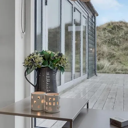 Dom wakacyjny Awesome In Lokken With House Sea View