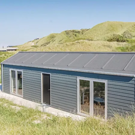 Dom wakacyjny Awesome In Lokken With House Sea View *